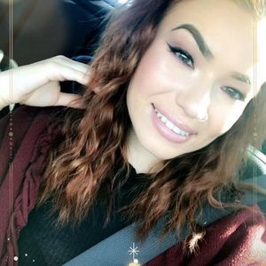 Meet your Posher, Carissa